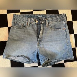 ‼️SOLD‼️ Old Navy O.G. Straight High Rise Short